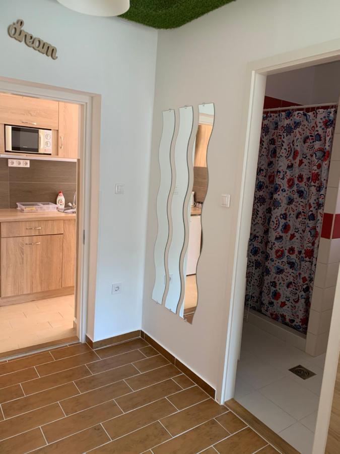 Armada Family Apartment ハイデゥソボスロー エクステリア 写真