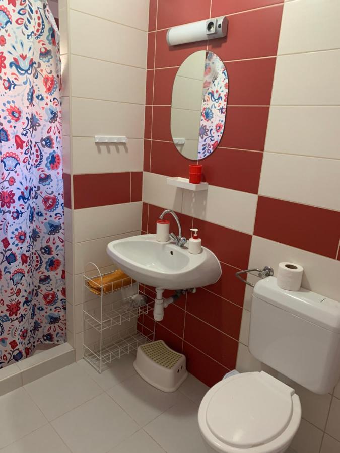 Armada Family Apartment ハイデゥソボスロー エクステリア 写真